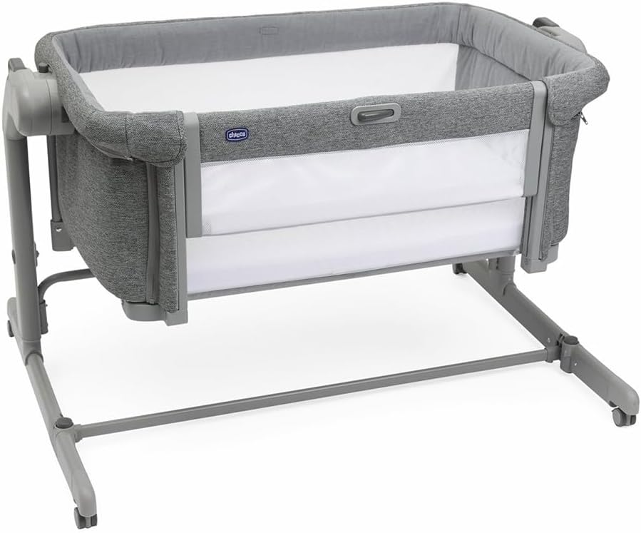 Chicco Next2Me Magic Bedside Crib