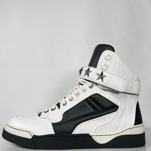 Svart/Vit Kontrastbok (High Contrast)